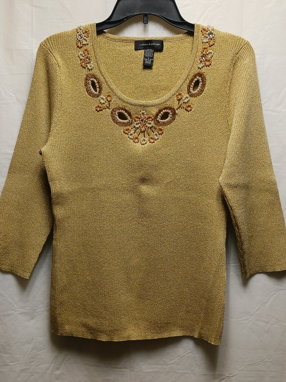 Cable & Gauge Gold Scoop-Neck Embellished Knit Sweater